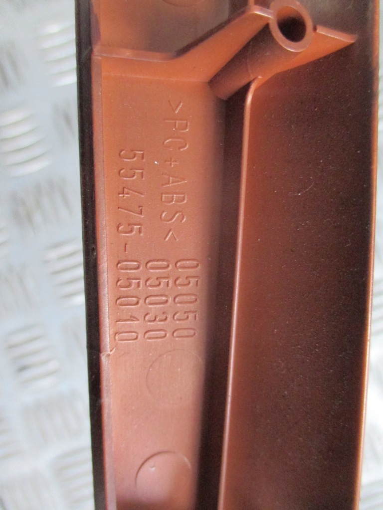 фото №4, Молдинг панелі toyota avensis 02-06r