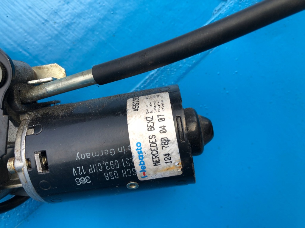 фото №3, Mercedes w124 kompletny люк дах 1988 r