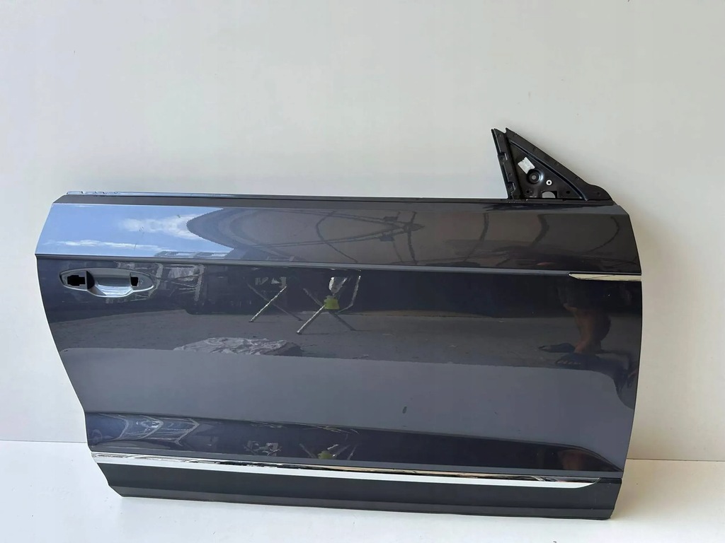 фото №1, Vw t-roc 2gc cabrio дверь правое перед 2gc831312 a оригинал