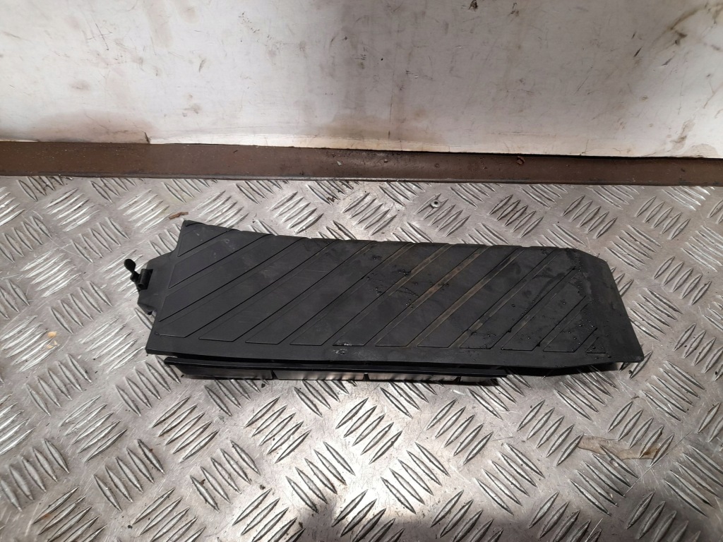 фото №1, Audi q5 sq5 2010 перед сторона левая подножка