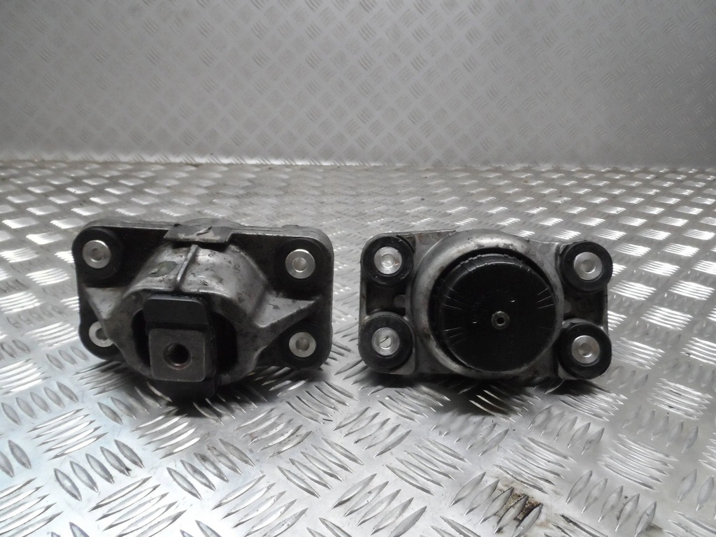 фото №2, Подушка двигателя левая range vogue l405