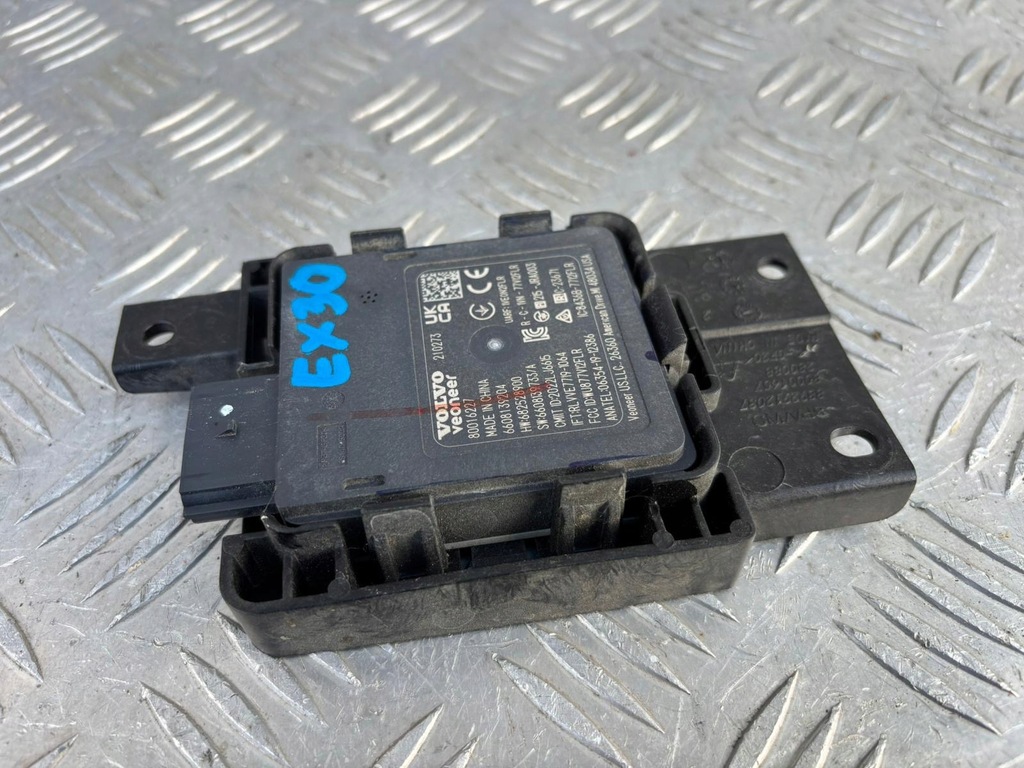фото №1, Volvo ex30 2024r. радар датчик модуль 80016227