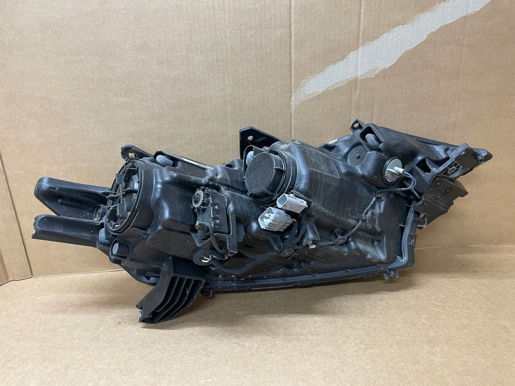 фото №6, Mitsubishi outlander iii lift 2016-2019 лампа перед левая eu 8301c8-63 идеальное состояние