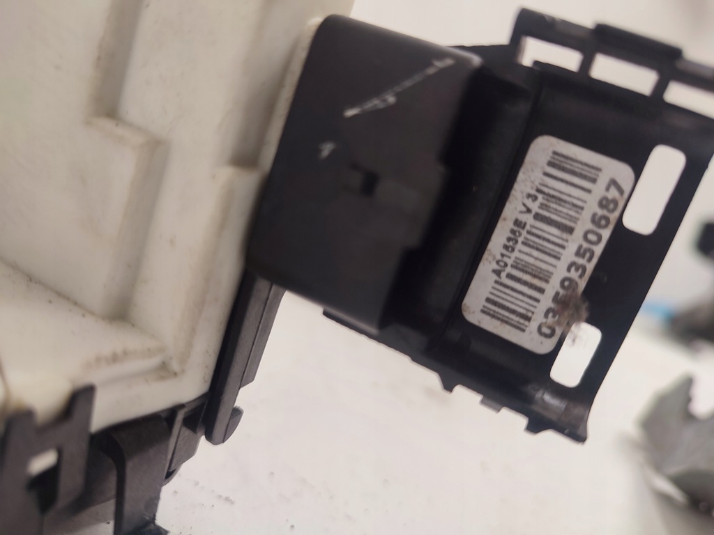 фото №7, Замок двері правий перед citroen berlingo ii europa 2008-2018