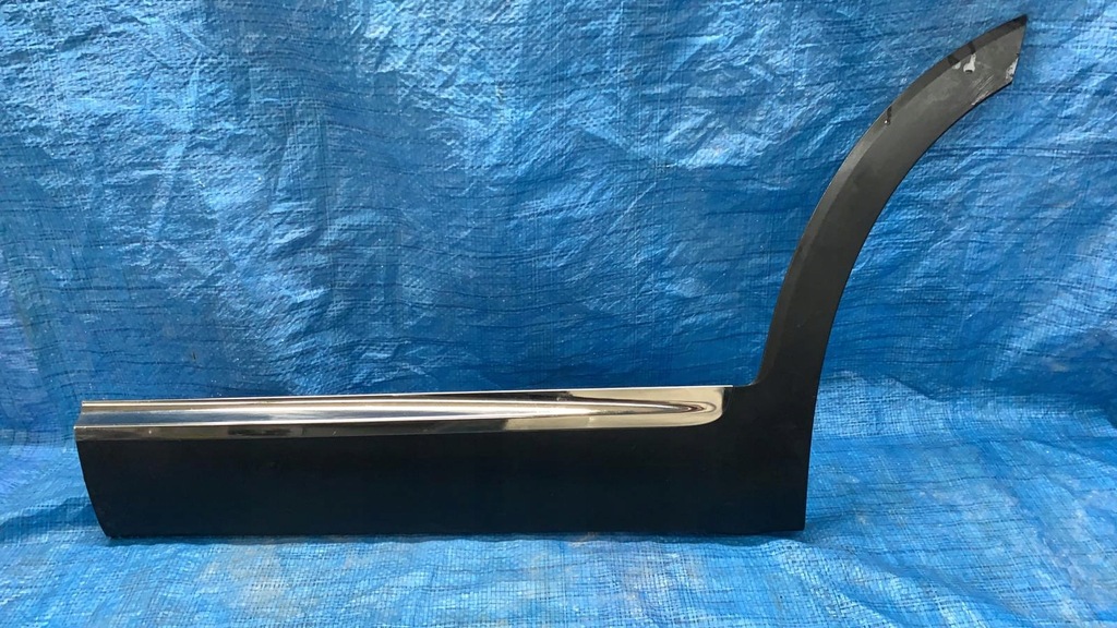 фото №1, Kia sorento 2016- молдинг двері задня ліва