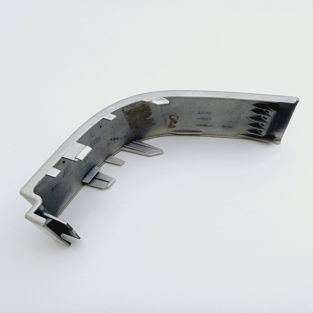 Молдинг под фара левый задний  vw sharan 1 7m5807871a nr275 Цена