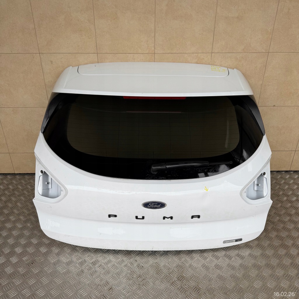 Купити Кришка багажника задня комплектна ford puma ii st-line 2022 rok камера