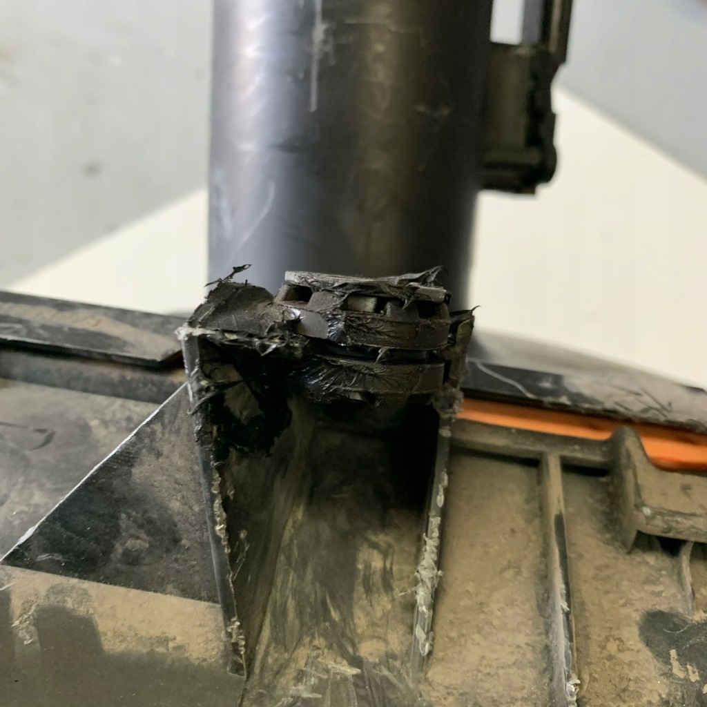 фото №7, Фільтр повітря повітрозабірник 165009078r 960156577r 165555514r trafic iii 2.0 dci