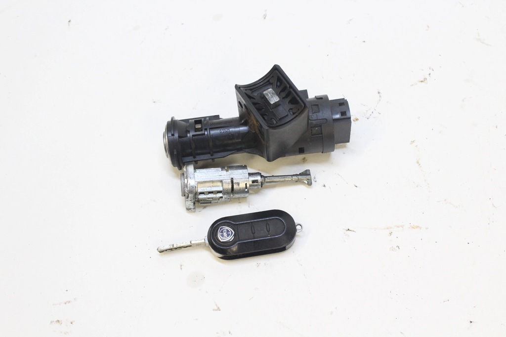 фото №1, Lancia ypsilon iii замок зажигания ключ 51800628