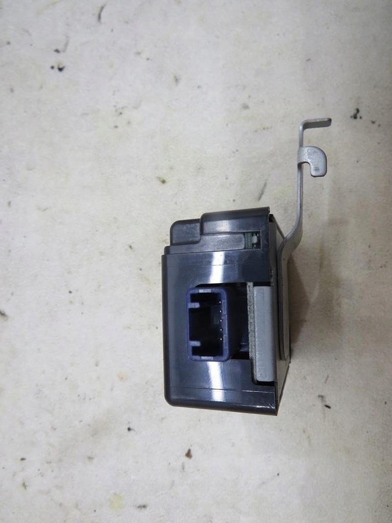 фото №3, Модуль дверь prius 3 iii lift 8974047020