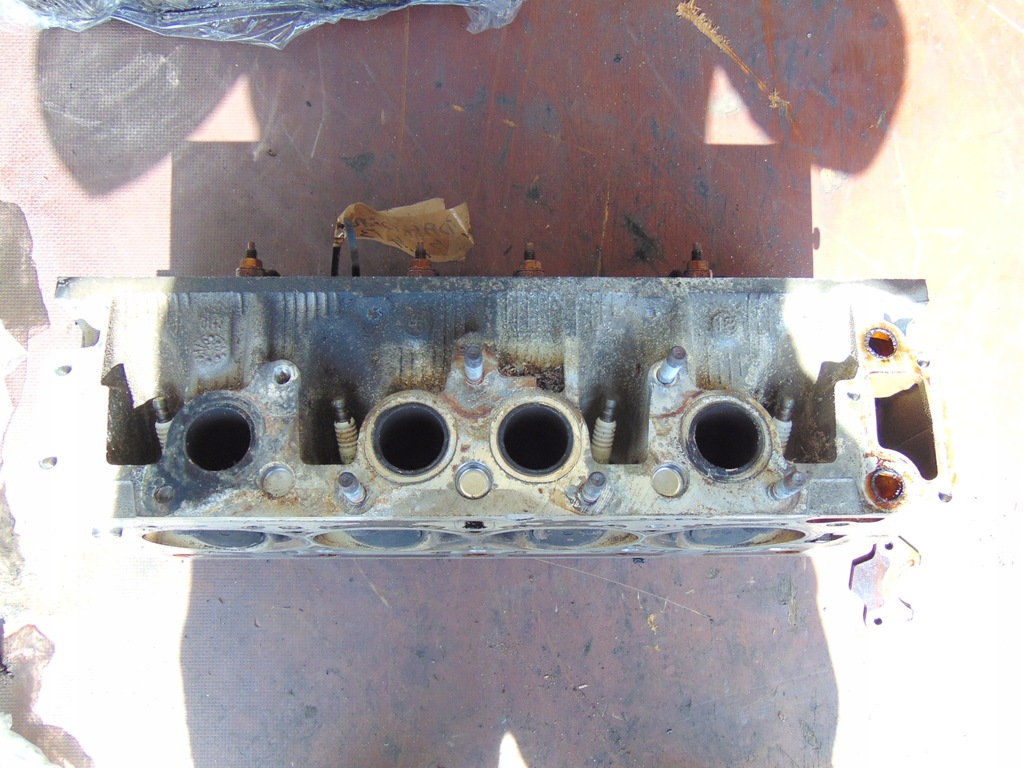 фото №12, Головка вал коромисла kpl dacia sandero i 1.4 8v бензин europa