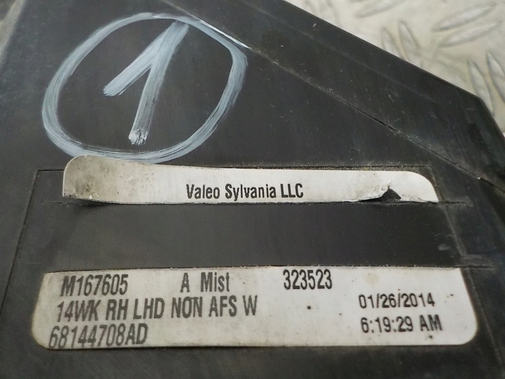 фото №7, Grand cherokee wk2 лампы перед l+p