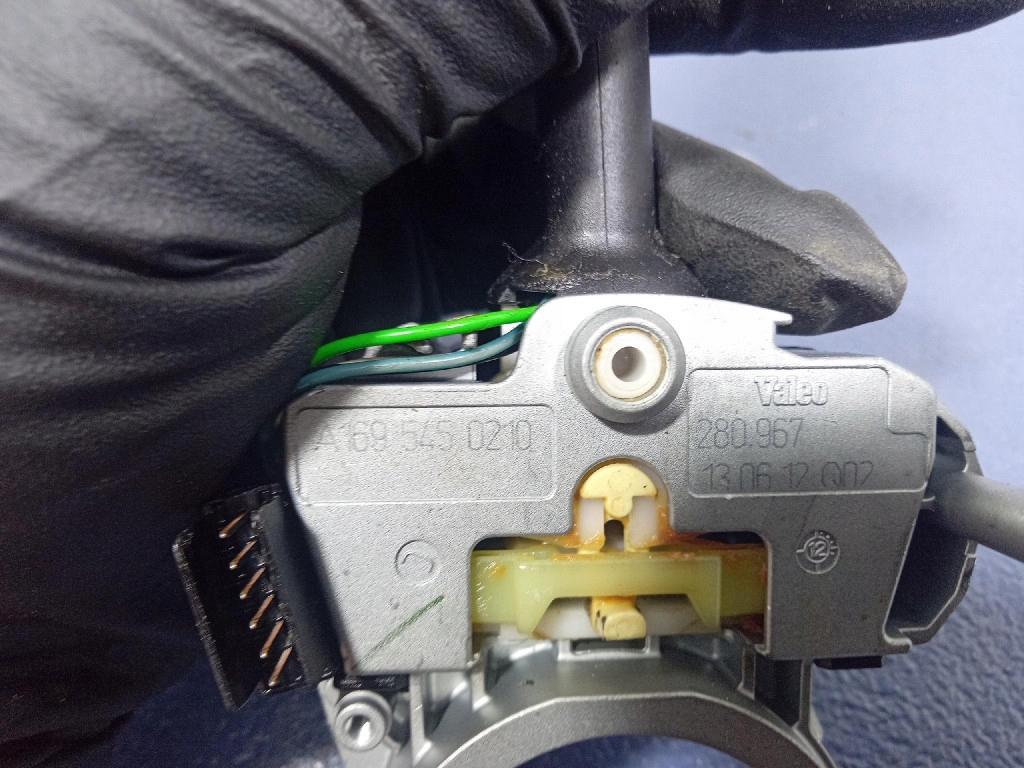 Mercedes a klasa w169 переключатель комбинированный a1695450210 в Украине