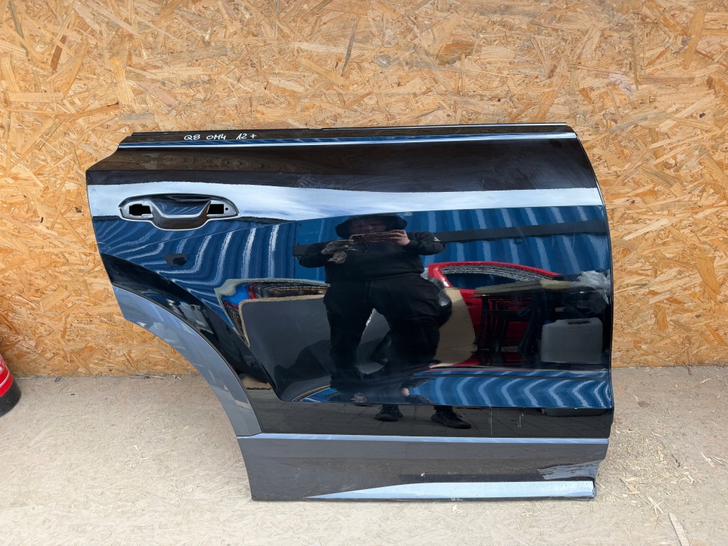 Купити Audi q8 двері задні праве