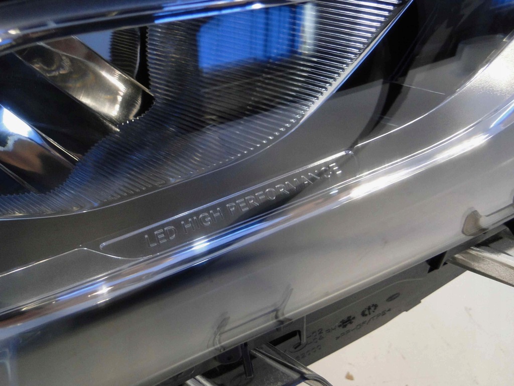 фото №6, Mercedes gla h247 247 лампа правая led high perform