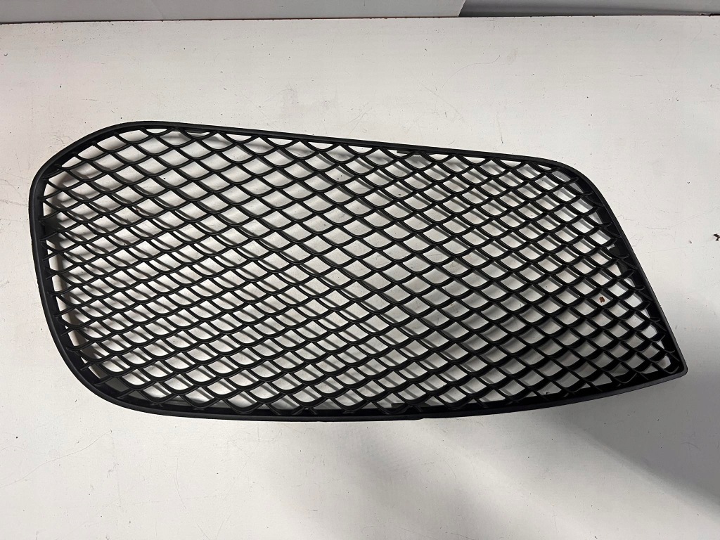 фото №1, Mercedes gla a156 a1568855122 решітка ліва перед