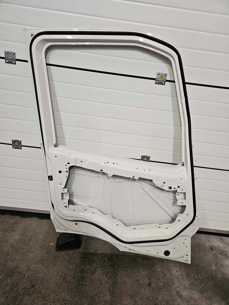 фото №2, Дверь передние левая volvo fm5 fmx