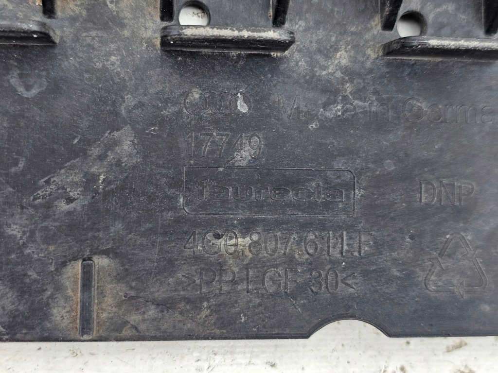 Защита плита pod бампер audi a6 4g0 c7 s-line 2014 - оригинал с Разборки