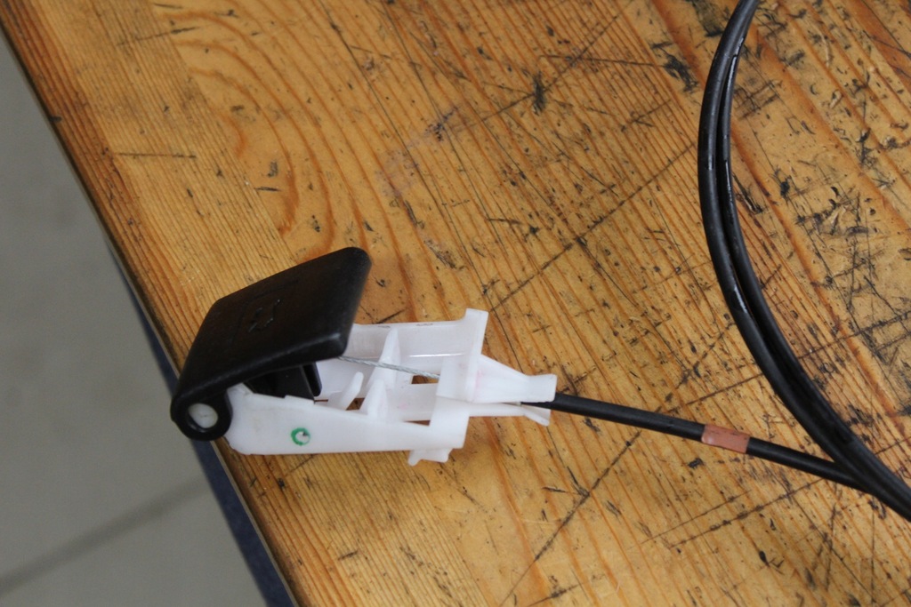 фото №7, Auris ii e18 трос тяга открывания капот