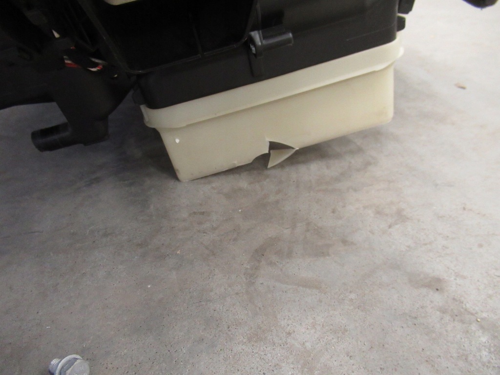 фото №7, Обігрівач bmw f06 f10 f11 europa 4 зона