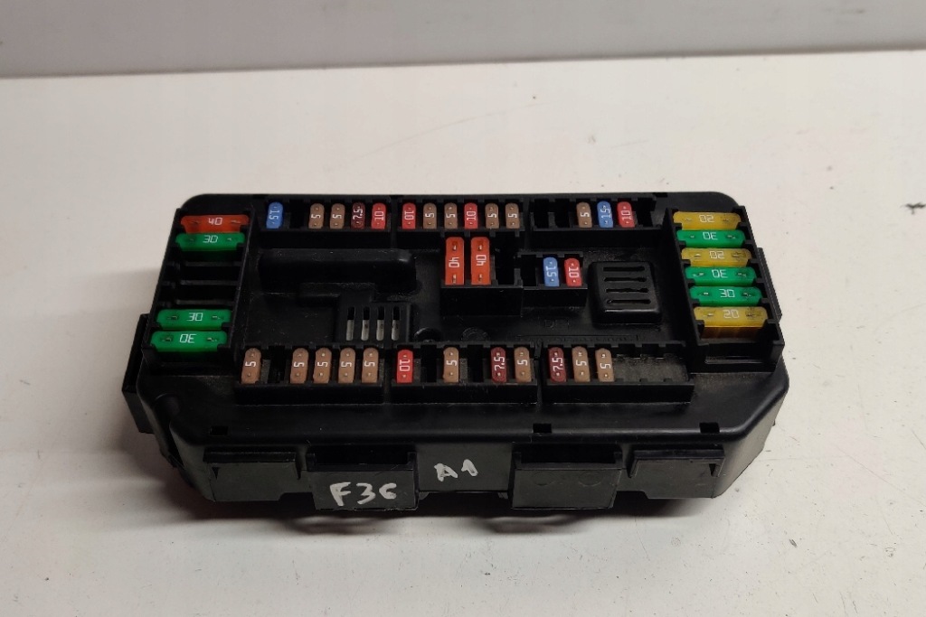 фото №11, Коробка предохранителей bmw 4 gran coupe f36 9337879 2.0l дизель 135kw