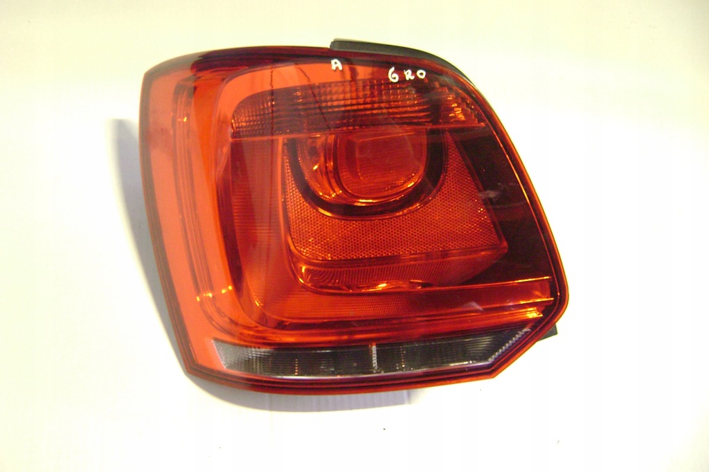 фото №1, Vw polo v 6r0 - лампа задня ліва