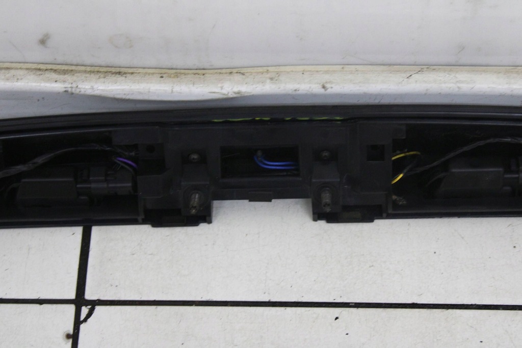 фото №7, Nissan note e11 06r- накладка молдинг кришки багажника задня задня z11