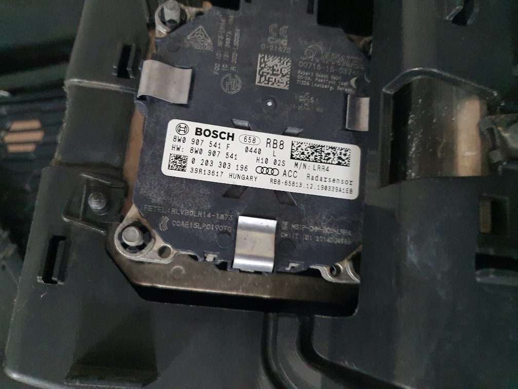 Audi a5 8w рестайлинг  2020- бампер перед комплектный  решётка радиатора pdc ассистент радар acc Доставка