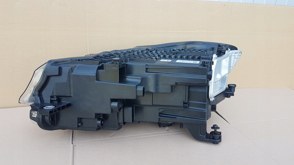 фото №13, Лампа перед правая vw caddy iv 2k8 full led nowa оригинал идеальное состояние!!