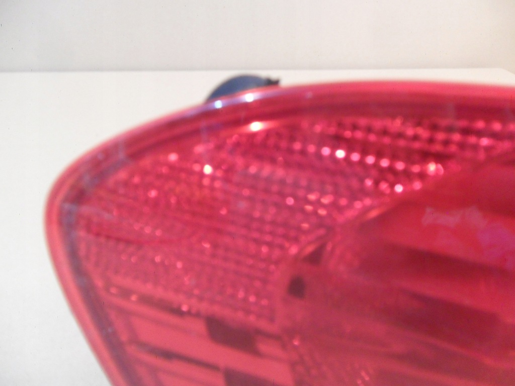 фото №15, Bmw 1 i e82 лампа левая задняя задняя 6924519