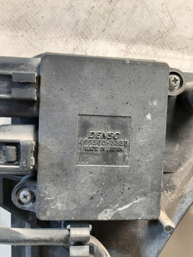 фото №8, Mazda 5 2.0 d оригинальный номер 168000-4850 вентилятор радиатора