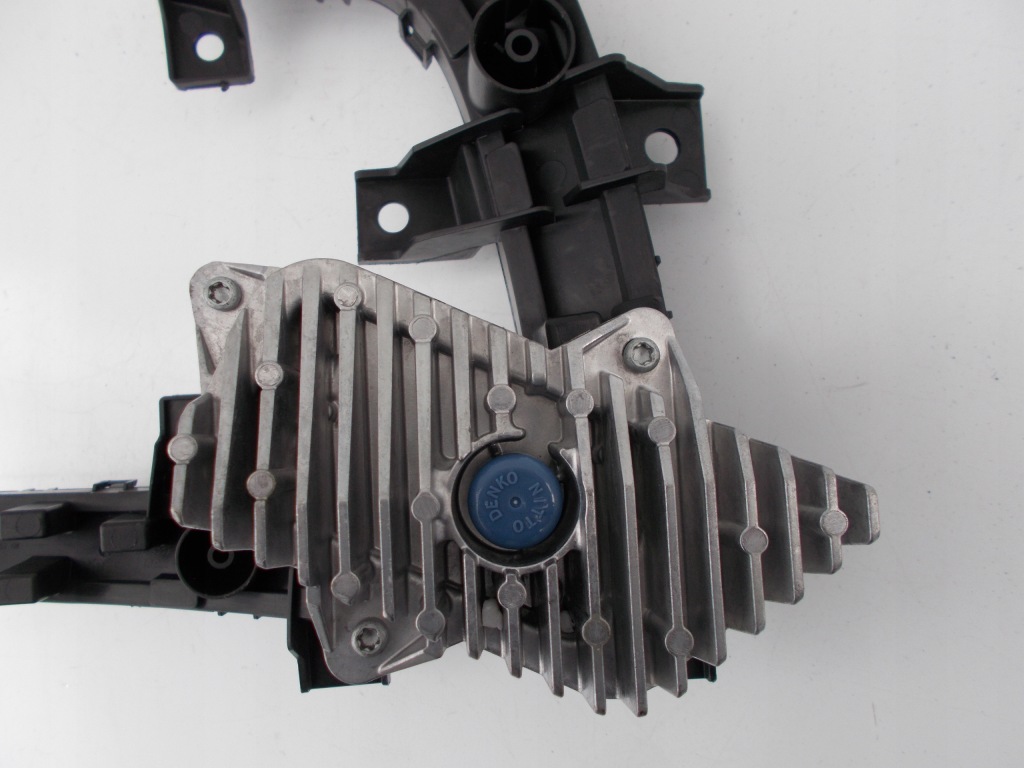 фото №6, Противотуманная фара левый led drl vw e-up up 12e941055