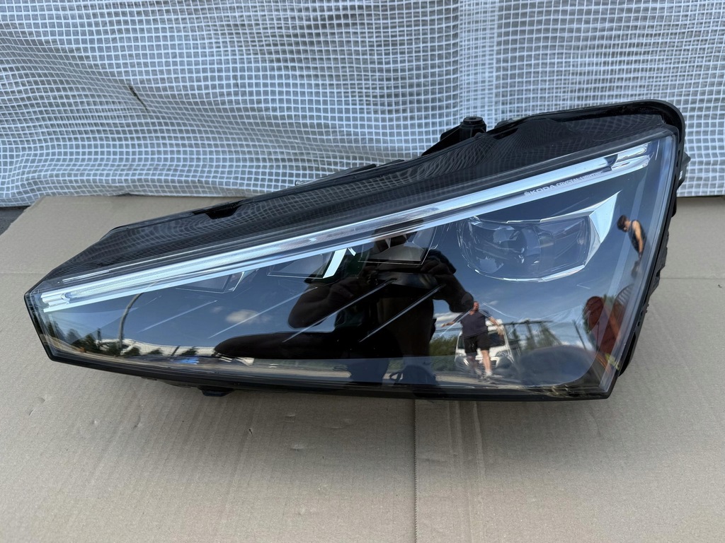 фото №1, Skoda scala 657 лампа передняя левая 657941015a