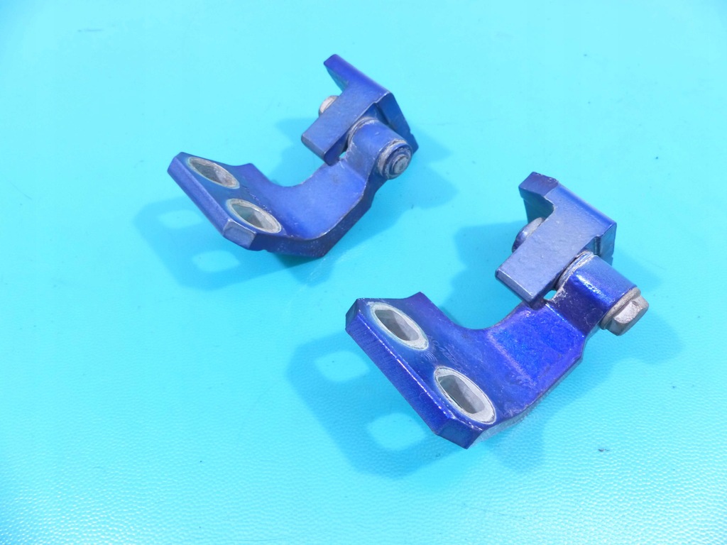 фото №1, Петля дверь перед левый комплект ghibli iii 13-17