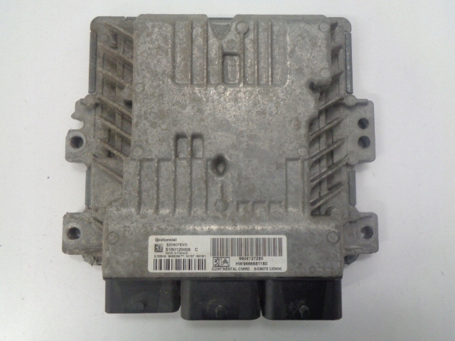 фото №5, Peugot 308 t9 1.6 ehdi бортовой компьютер набор стартовый