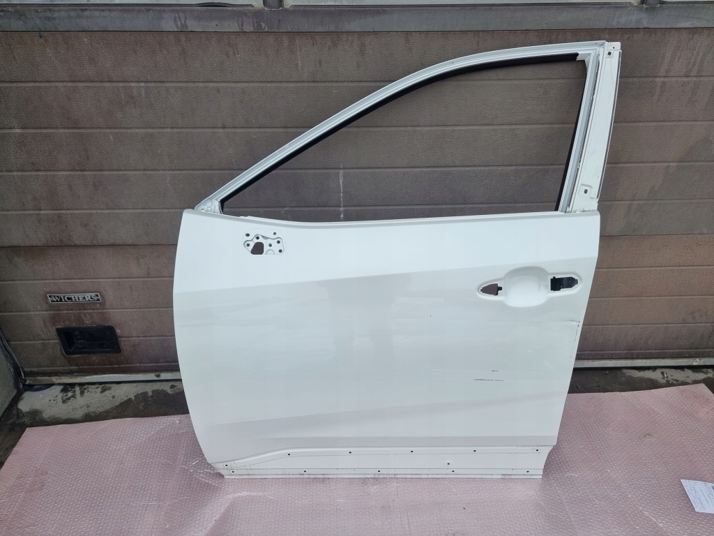 Купить Toyota rav4 v 2019- дверь передние левая перед левый