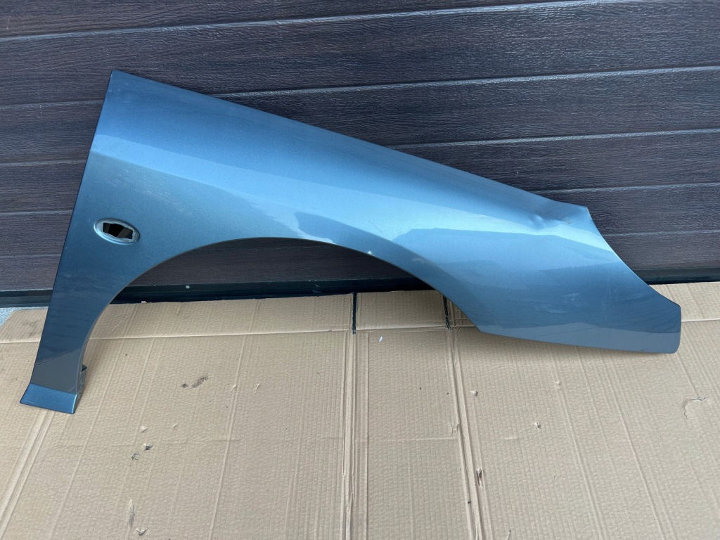 фото №1, Peugeot 407 - крыло правый ezwd