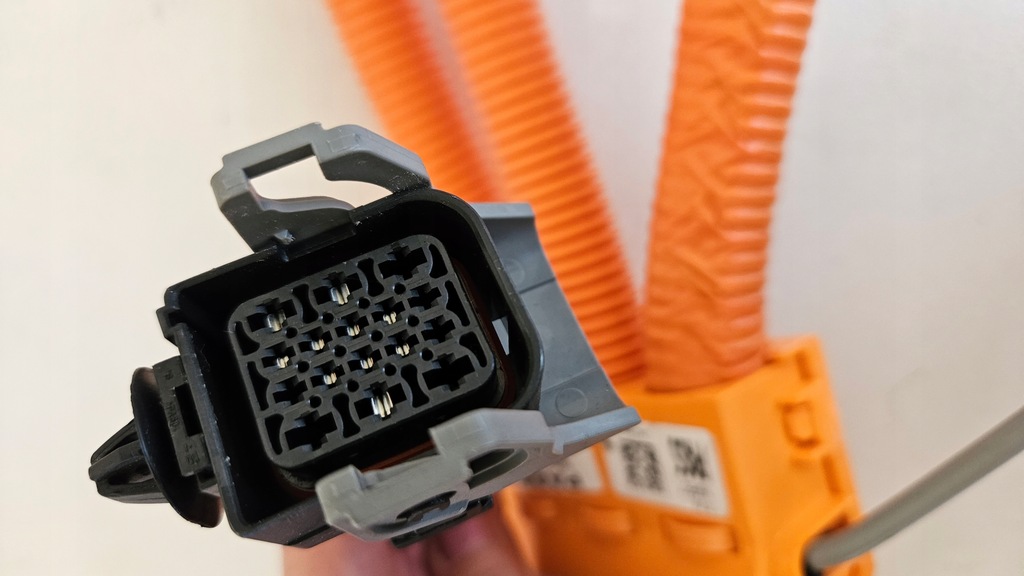 фото №7, Разъём зарядки крышка hyundai kona electric