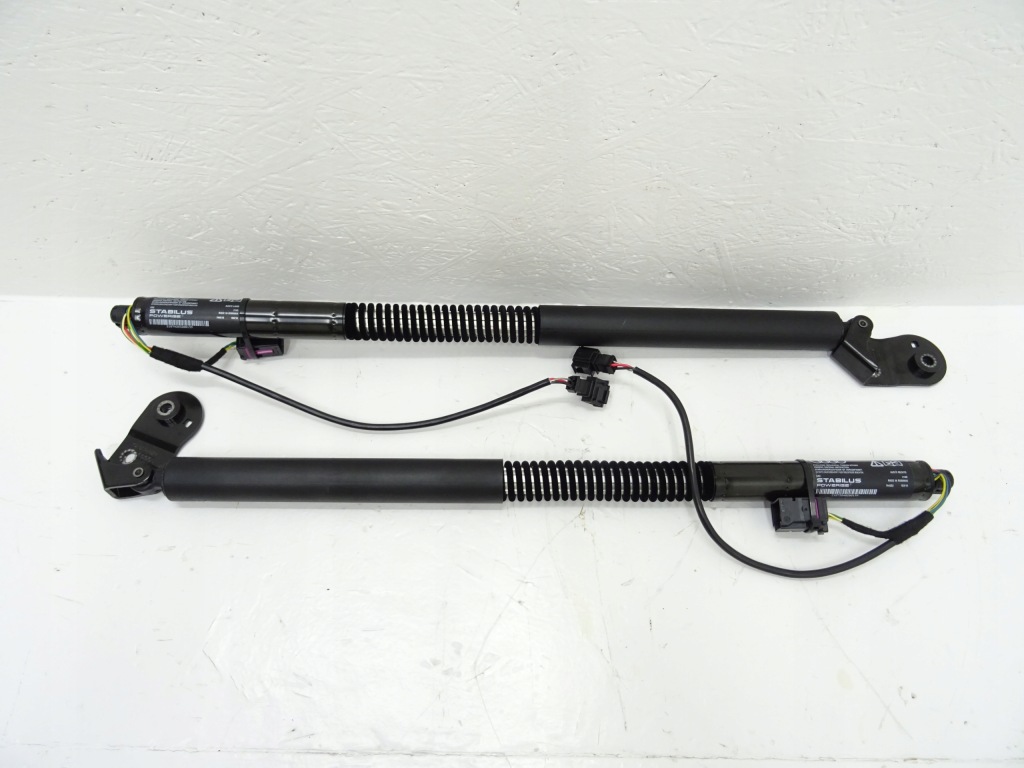 фото №1, Audi a7 c7 подъемник крышки 4g8827852f ideał оригинал