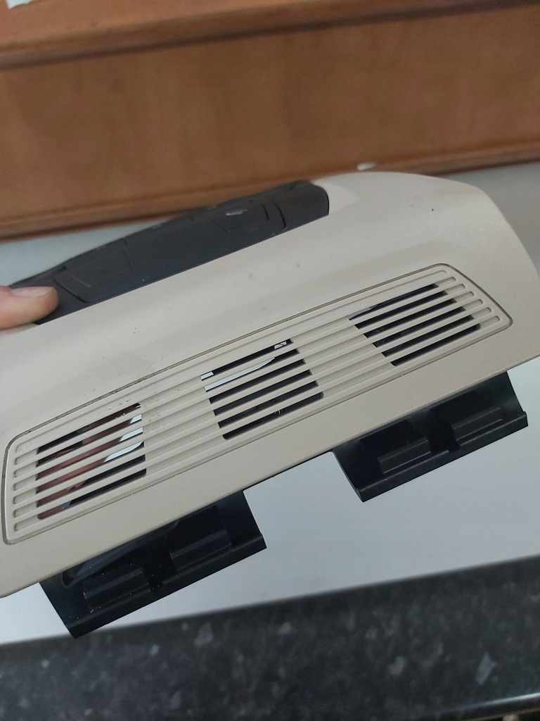 фото №4, Лампа потолочный освещение кабины f10 f11 оригинал