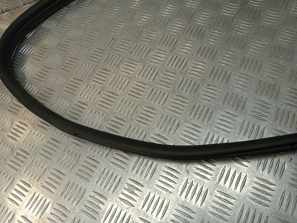 фото №10, Bmw x1 u11 прокладка дверь задних задняя 9451508