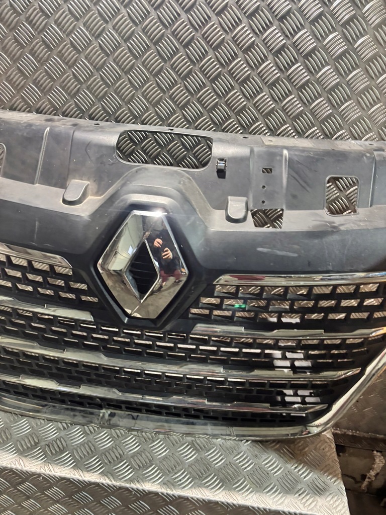 фото №3, Решётка радиатора перед renault master 3 iii lift / iv 2019- lift 628959833r