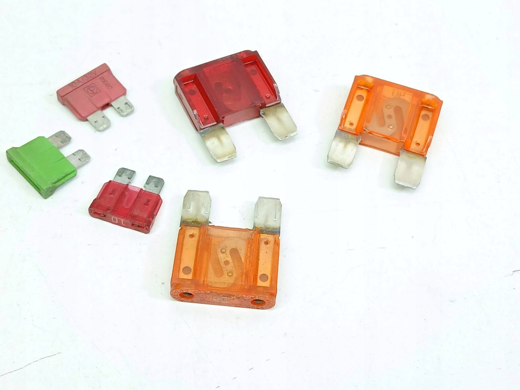 фото №1, Bmw 5 e39 1997 запобіжник