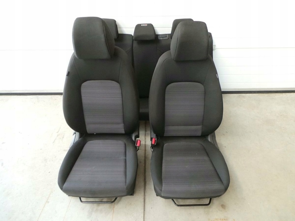 фото №1, Hyundai kona 2018 сидіння сидіння заднє сидіння комплект