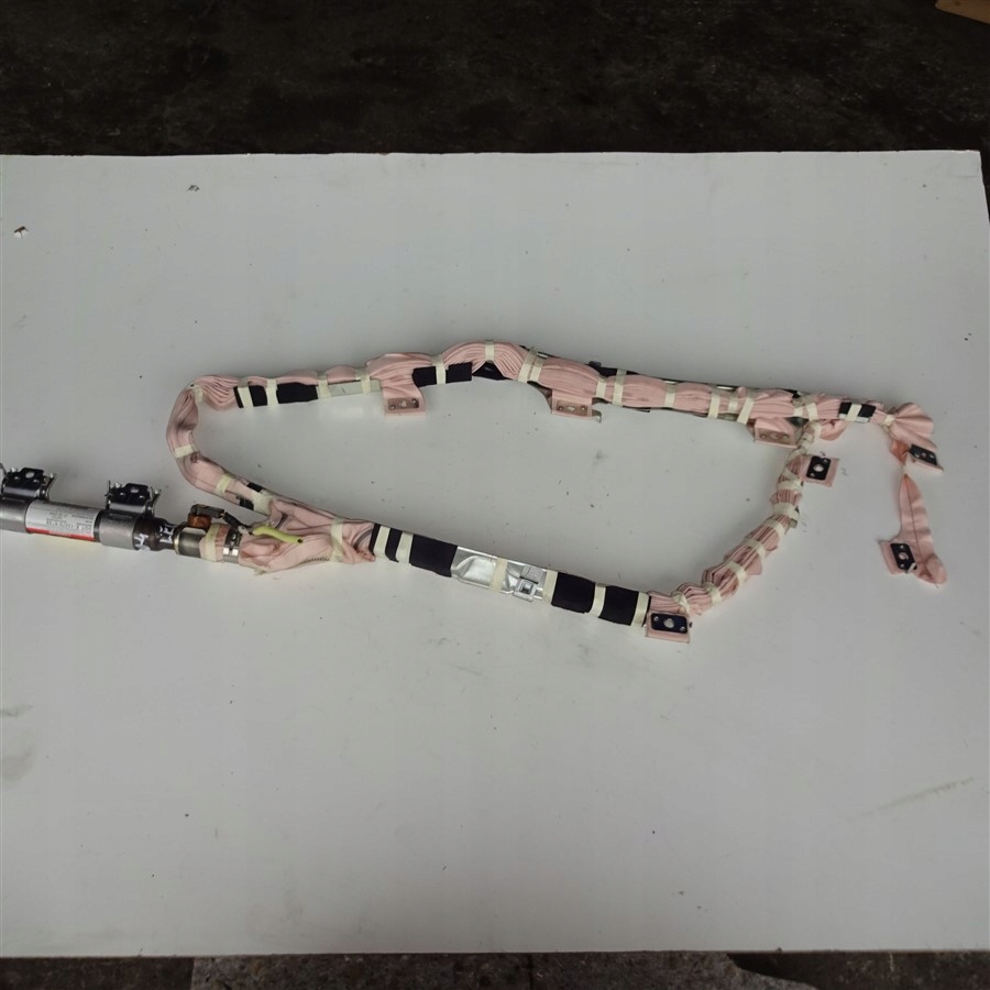 фото №1, Шторка безпеки повітряна ліва toyota rav4 5d 2000-2005r