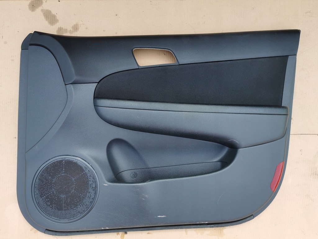 фото №1, Hyundai i30 i kombi обшивка дверь правый перед