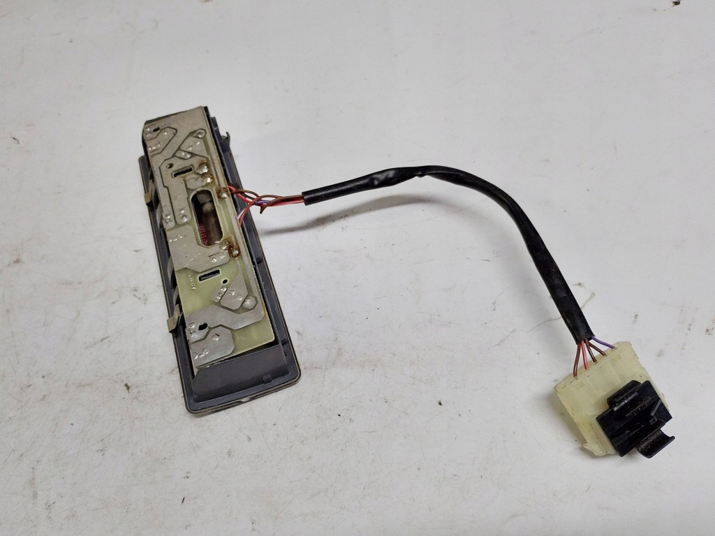 Bmw лампа потолочный 1387385 европа Недорого