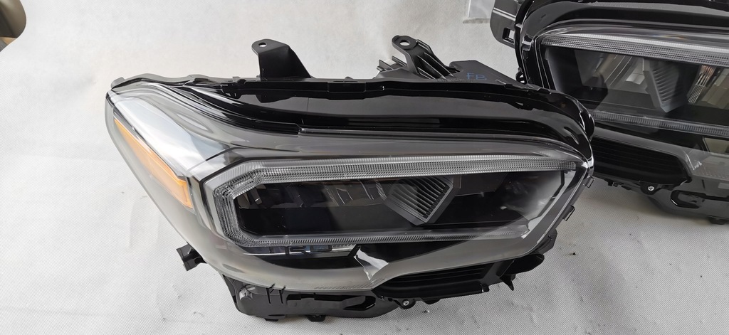 фото №6, Toyota tacoma full led лівий правий фара