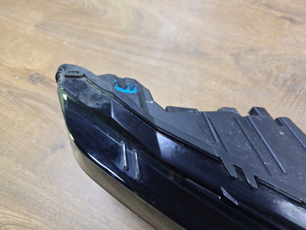 Skoda superb 3 рестайлинг  19- противотуманная фара led левый 3v0941699b Недорого