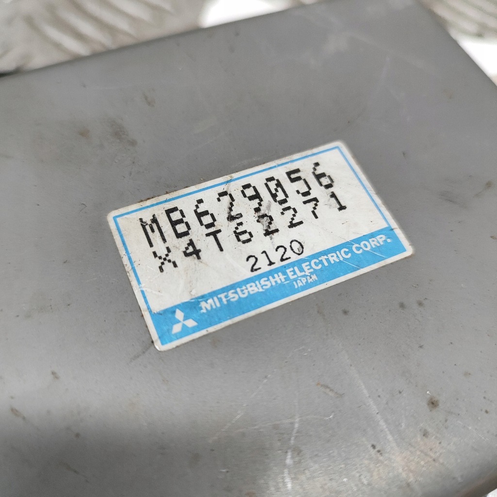 фото №9, Mitsubishi 3000 gt 1990 блок управления / модуль подвеска пневматический